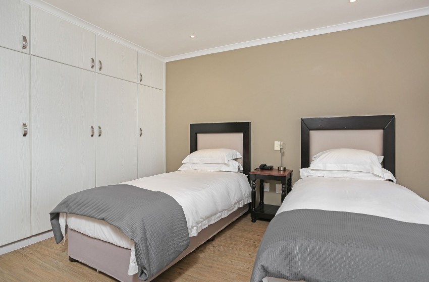 4 Bedroom Property for Sale in Pinnacle Point Golf Estate Western Cape